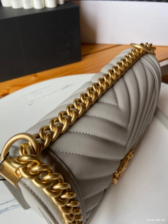 First Bag Ru 20CM BAG CHANEL 25CM BOY 0808